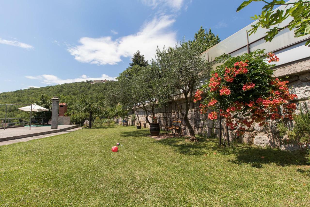 Apartments Vesna Opatija Exteriör bild